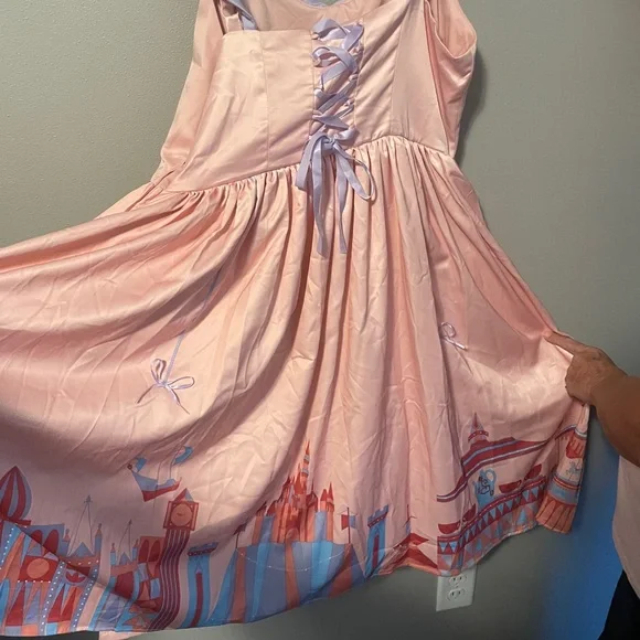 Disney Parks Collection Fantasy Land Inspired - Picture 3 of 6